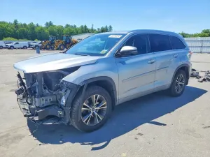 Toyota Highlander 3.5L 6 2016