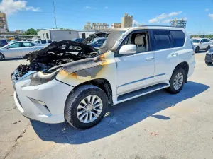 Lexus GX 4.6L 8 2015