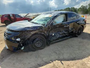 Nissan Altima 2.5L 4 2015