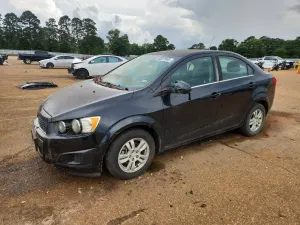 Chevrolet Aveo (Sonic) 1.8L 4 2015