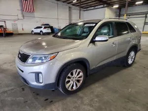 Kia Sorento 3.3L 6 2015