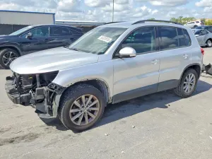Volkswagen Tiguan 2.0L 4 2015