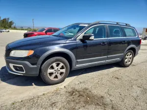 Volvo XC70 3.2L 6 2011