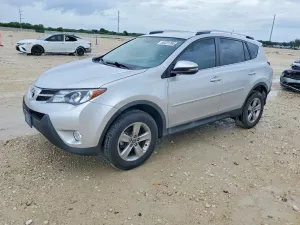 Toyota Rav4 2.5L 4 2015