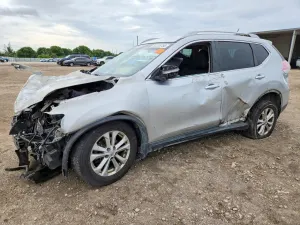 Nissan Rogue 2.5L 4 2015