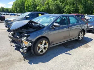 Toyota Camry 2.5L 4 2014