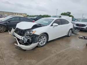 Lexus ES 3.5L 6 2015