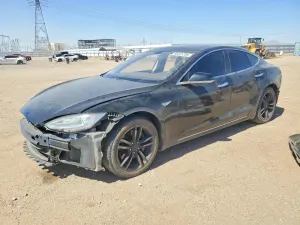 Tesla Model S 2013