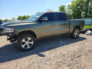 RAM 1500 5.7L 8 2021
