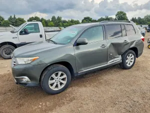 Toyota Highlander 3.5L 6 2013
