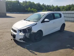 Chevrolet Aveo (Sonic) 1.8L 4 2015