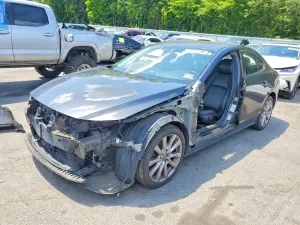 Mazda 3 2.5L 4 2019