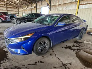 Hyundai Elantra 2.0L 4 2022