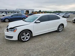 Volkswagen Passat 1.8L 4 2014