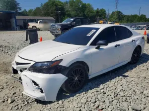 Toyota Camry 2.5L 4 2021