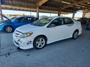 Toyota Corolla 1.8L 4 2012