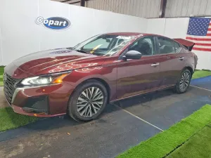Nissan Altima 2.5L 4 2025