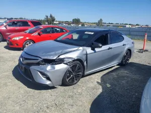 Toyota Camry 2.5L 4 2019