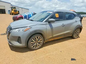 Nissan Kicks 1.6L 4 2021