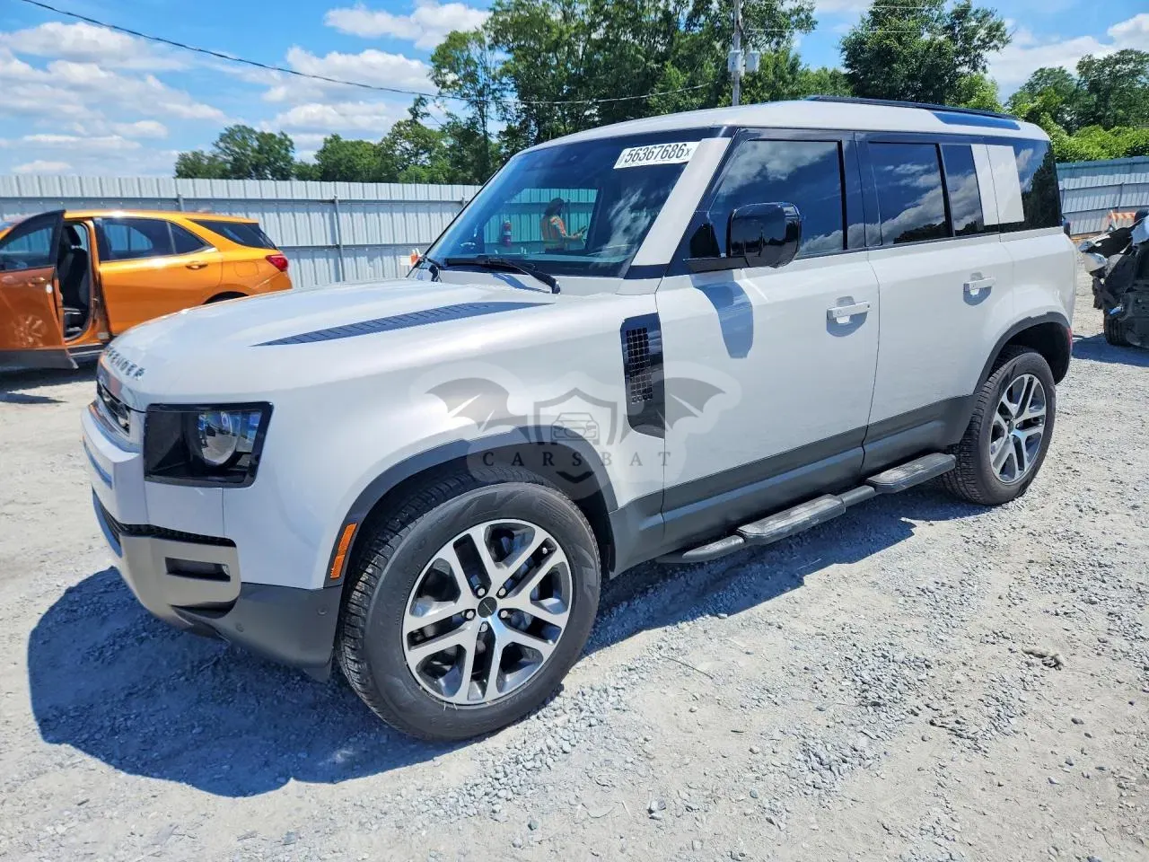 Land Rover Defender 2.0L 4 2026