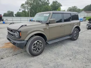 Ford Bronco 2.7L 6 2025