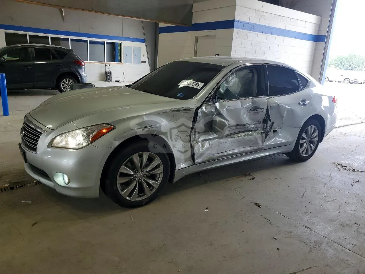 Infiniti Q70 3.7L 6 2014
