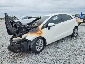 Kia Rio 1.6L 4 2014