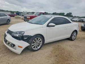 Volkswagen Eos 2.0L 4 2013