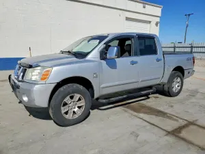 Nissan Titan 5.6L 8 2004