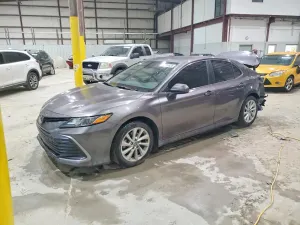 Toyota Camry 2.5L 4 2021