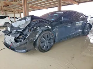 Tesla Model S 2024