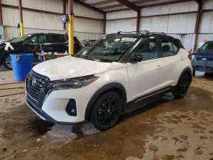 Nissan Kicks 1.6L 4 2021