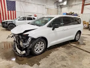 Chrysler Pacifica 3.6L 6 2025