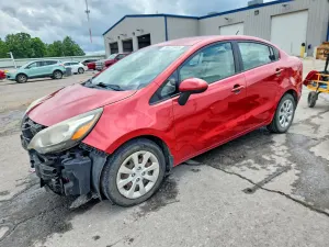 Kia Rio 1.6L 4 2013