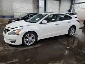 Nissan Altima 3.5L 6 2015