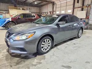 Nissan Altima 2.5L 4 2017