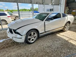 Ford Mustang 4.0L 6 2007