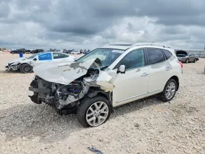 Nissan Rogue 2.5L 4 2013