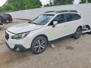 Subaru Outback 3.6L 6 2018