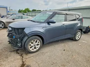 Kia Soul 2.0L 4 2023