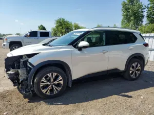 Nissan Rogue 2.5L 4 2021