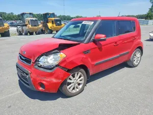 Kia Soul 2.0L 4 2012