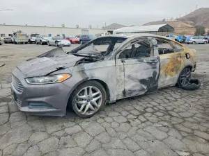Ford Fusion 1.6L 4 2013
