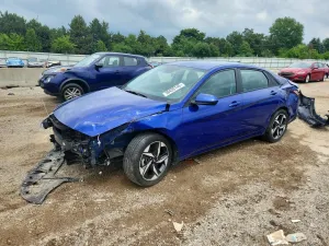 Hyundai Elantra 2.0L 4 2023