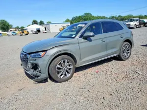 Audi Q5 2.0L 4 2023