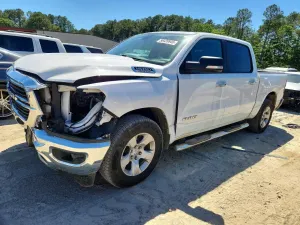 RAM 1500 5.7L 8 2019