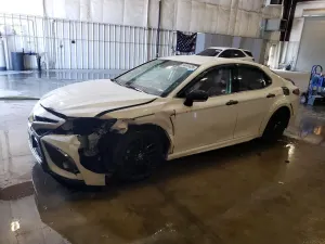 Toyota Camry 2.5L 4 2021