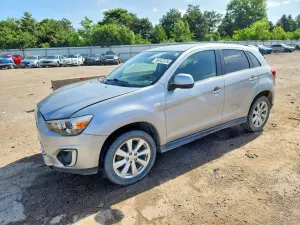 Mitsubishi Outlander 2.0L 4 2015