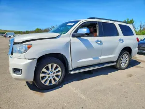 Toyota Sequoia 5.7L 8 2011