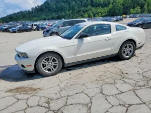 Ford Mustang 3.7L 6 2012